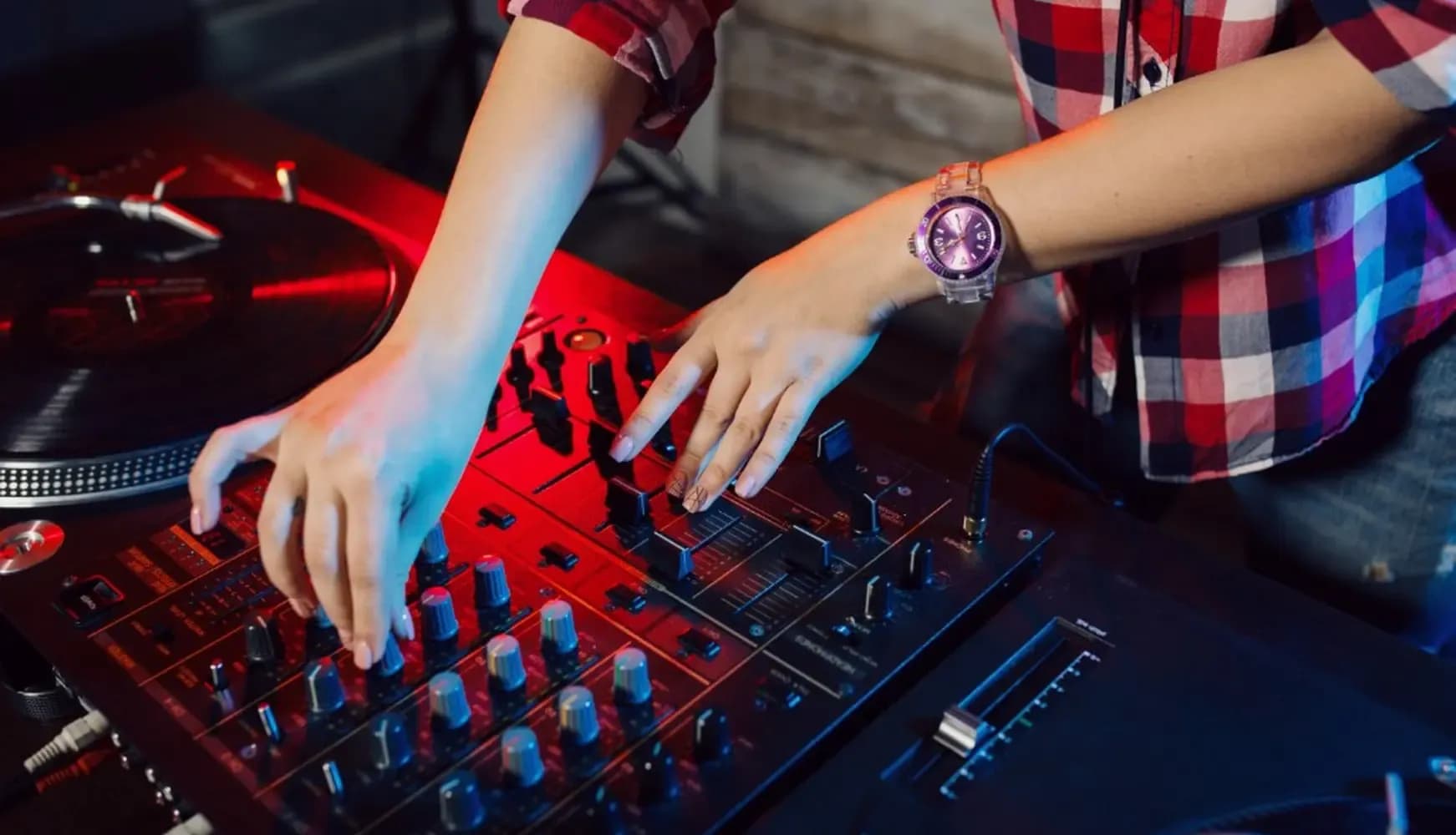 Sets de DJ et performances live